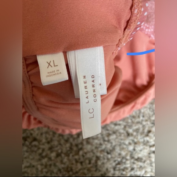 LC Lauren Conrad Printed Ruffle Bandeau Swim Top Size XL Polka Dot - Picture 6 of 6